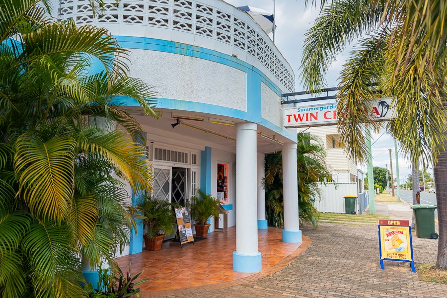 the outside of the bowen cinema
