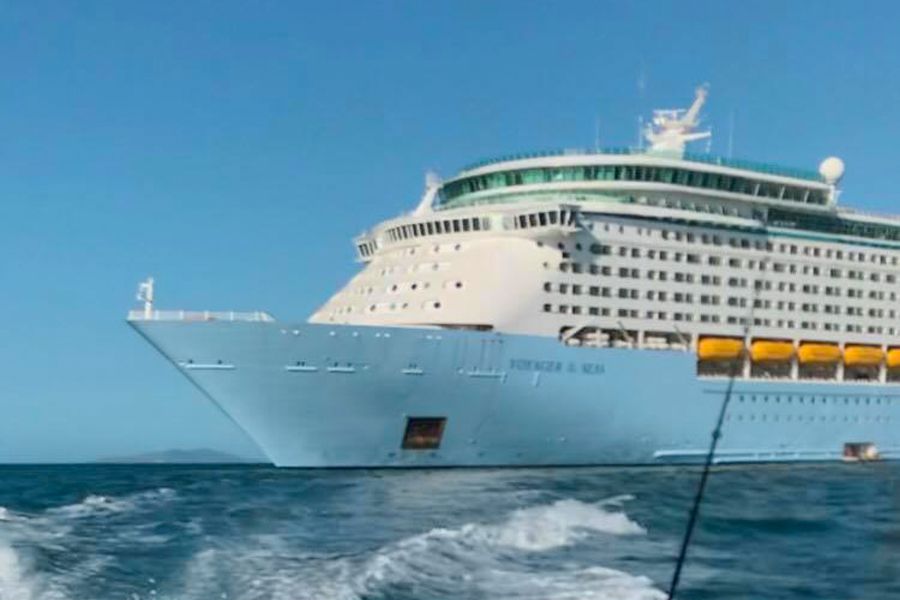 cruise ship timetable airlie beach