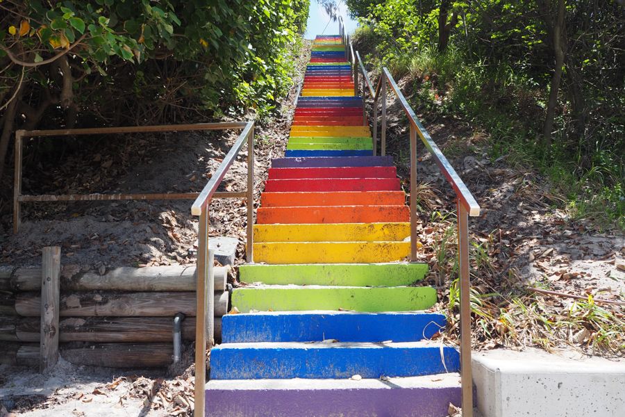 rainbow stairs, rainbow beach