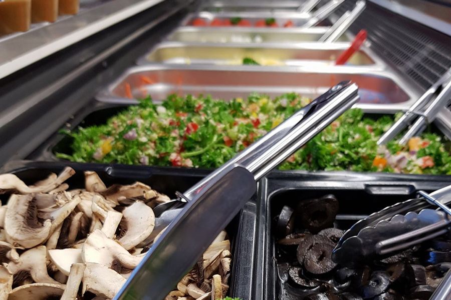 Whitsunday Eateries Open for Takeaway Sailing Whitsundays