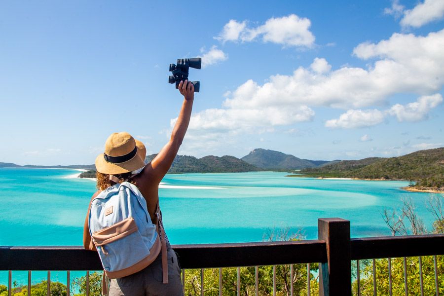 Hill Inlet Lookout exploring, viewing platforms swirling sands in the Whitsunday Islands