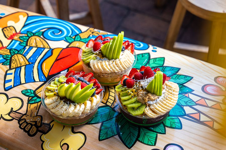 Fruitz N Rootz Cafe, Airlie Beach 3 Acai Bowls and drinks at Fruitz N Rootz Cafe in Airlie Beach