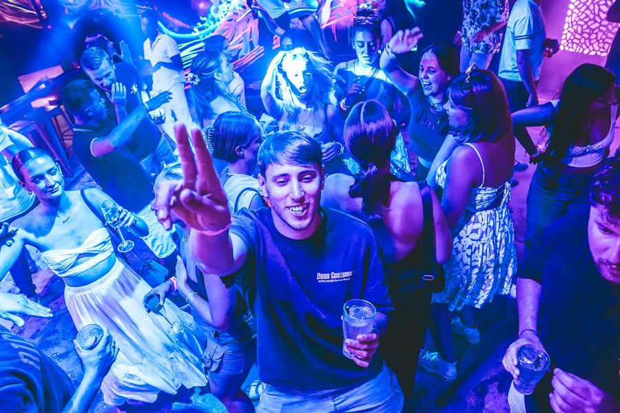 party people dancing at a club in airlie beach