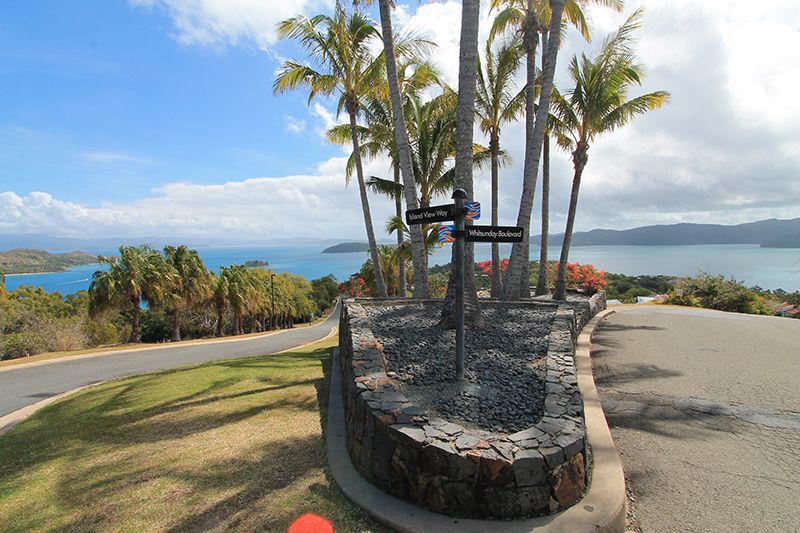 Signposts at Hamilton Island