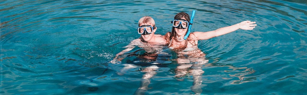 Couple snorkelling in the Whitsundays