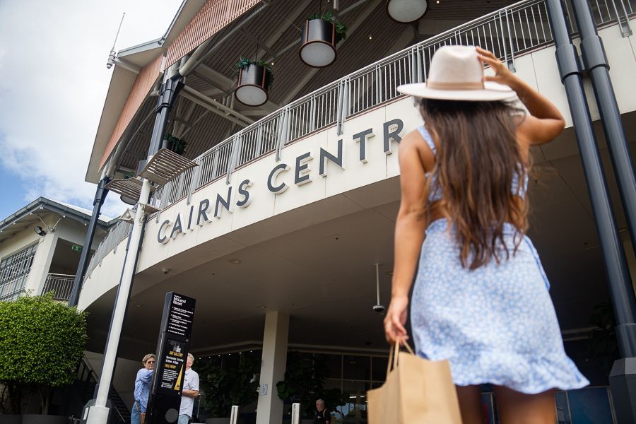 Cairns Tours Hero Image For How To Get Around Cairns