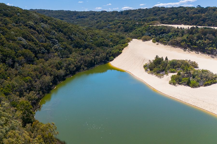lake wabby and sand dunes on kgari australia