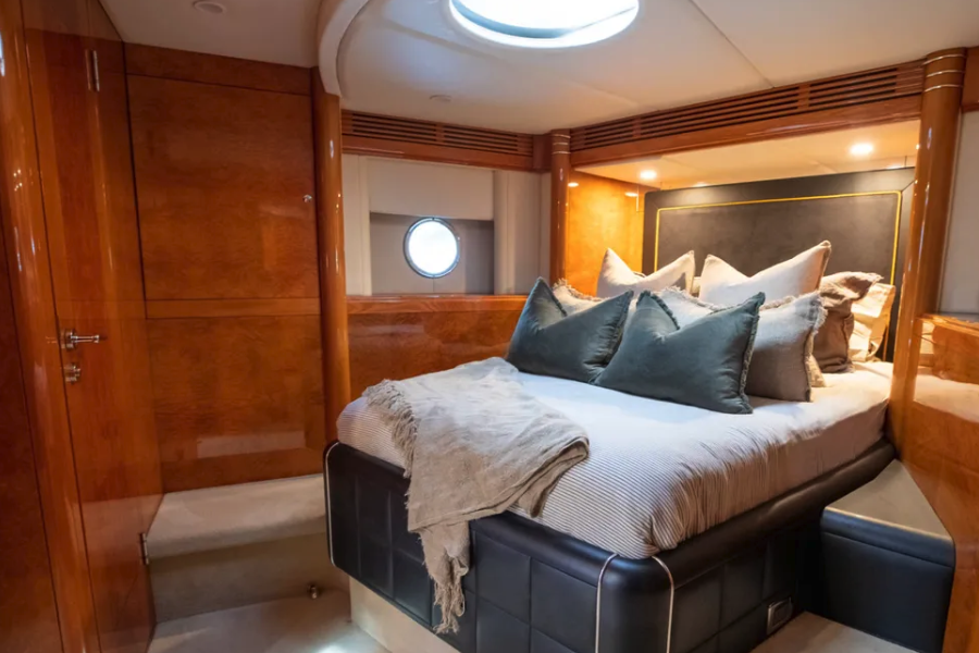 Bella Lacqua Whitsundays interior cabin in a superyacht bella lacqua whitsundays
