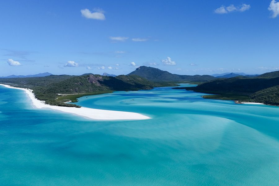 whitehaven beach in the whitsunday islands