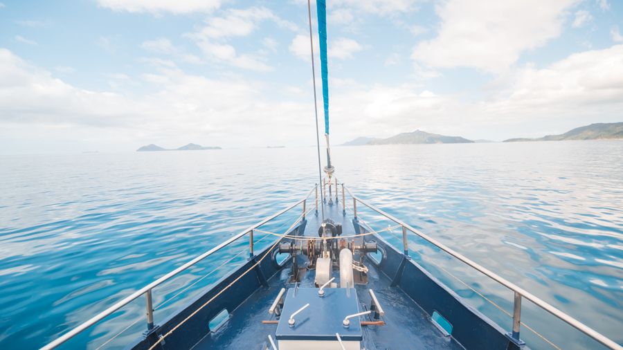 Atlantic Clipper Guide to the Whitsundays Sailing