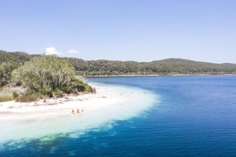 Lake McKenzie on K'gari (Fraser Island) - Fraser-Tours.com